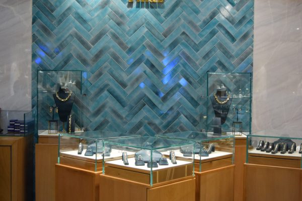 طراحی گالری طلافروشی ویترین طلافروشی