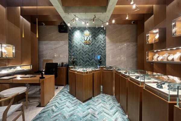 دکوراسیون طلافروشی