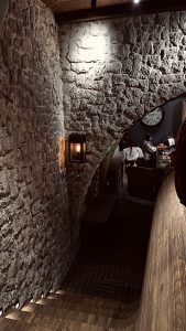 طراحلی داخلی کافه