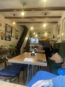 دکوراسیون کافه کوچک