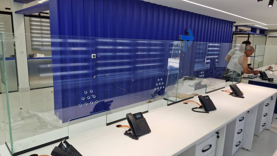 بازسازی دفتر کار